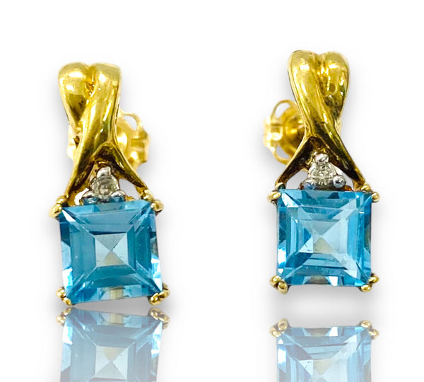 .10ctw Blue topaz and white Diamonds Earrings 14k