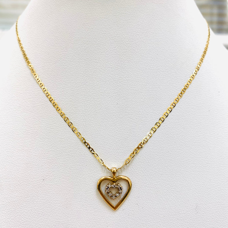 Chain and heart shaped pendant set 10k