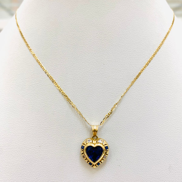 Chain and heart shaped pendant set