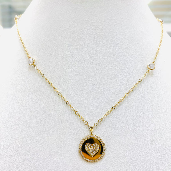 Chain and heart shaped pendant set 14k